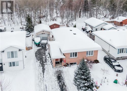 123 Carmen St, Hanmer, ON, P3P1L7 | Card Image