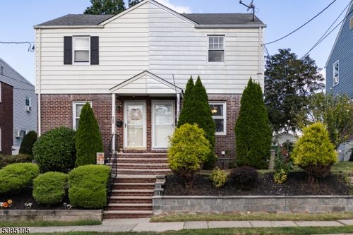 546 Elmwood Ter, Linden, NJ, 07036-5809 | Card Image