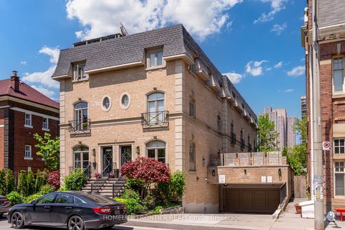 4-22 Balmoral Ave, Toronto, ON, M4V1J4 | Card Image