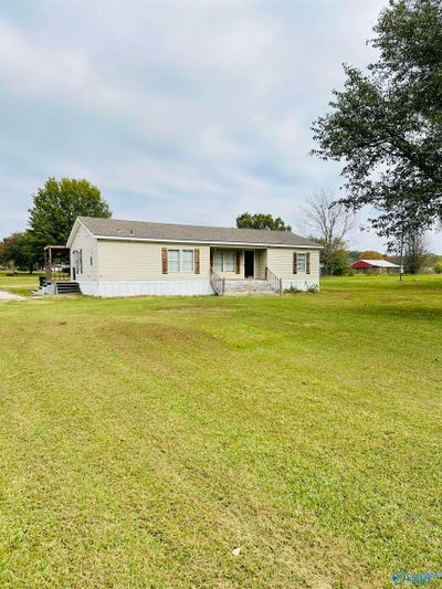 9 James K Drive, House other with 3 bedrooms, 2 bathrooms and null parking in Danville AL | Image 2