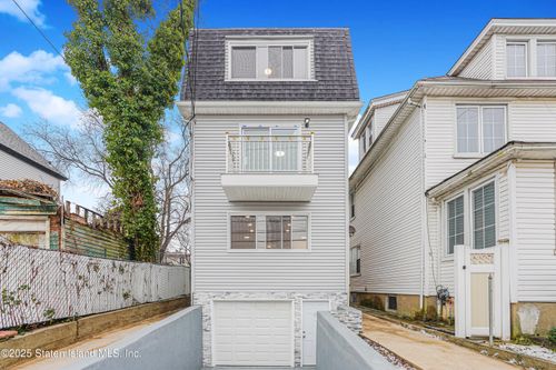 24 Scarboro Ave, Staten Island, NY, 10305-3119 | Card Image