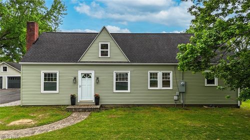 305 Masonic Park Rd, Marietta, OH, 45750-1034 | Card Image