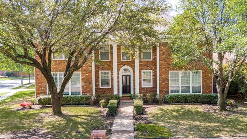 2204 Yaupon Dr, Irving, TX, 75063-3483 | Card Image
