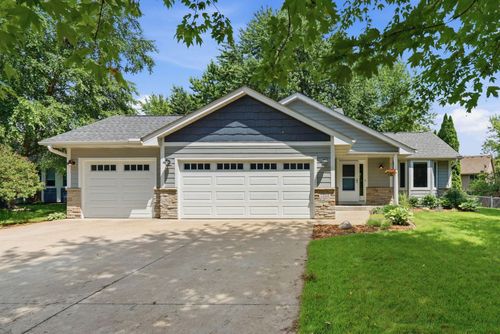 7164 Gray Heron Dr, Circle Pines, MN, 55014-1946 | Card Image