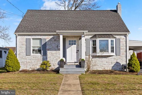 23 Brown Dr, Hamilton, NJ, 08690-1631 | Card Image