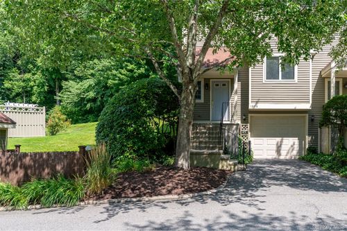 1804 Regent Dr, Mount Kisco, NY, 10549-2542 | Card Image