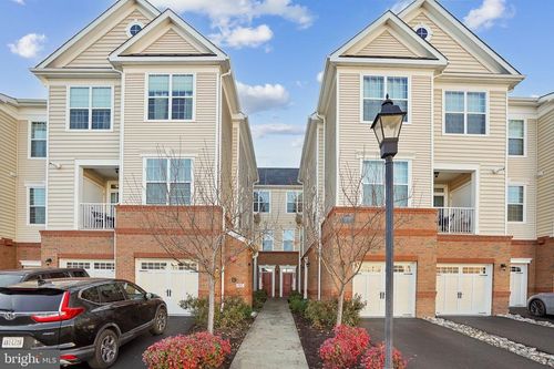 unit-110-23255 Milltown Knoll Sq, ASHBURN, VA, 20148-1826 | Card Image