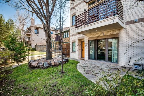 4010 Lemmon Tree Pl, Dallas, TX, 75219-3525 | Card Image