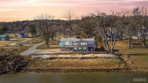 102 Mary St, Hardin, IL, 62047 | Card Image