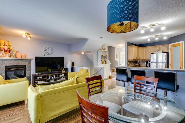 23 Chaparral Ridge Terr Se, Townhouse with 3 bedrooms, 3 bathrooms and 2 parking in Calgary AB | Image 11