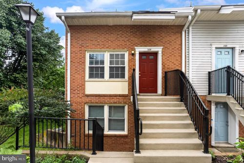 b-116 N Bedford St, ARLINGTON, VA, 22201-1158 | Card Image