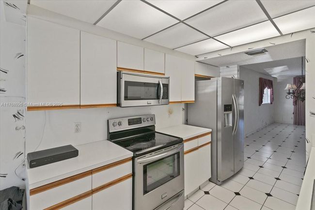 APT-101F - 12701 Sw 13 Th St, Condo with 2 bedrooms, 2 bathrooms and null parking in Pembroke Pines FL | Image 14