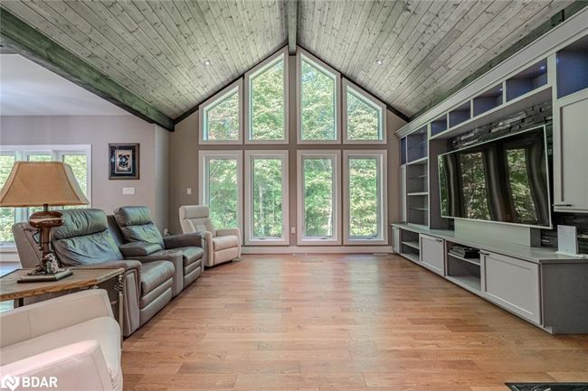 4571 Aspdin Rd, House other with 3 bedrooms, 3 bathrooms and 14 parking in Utterson ON | Image 9