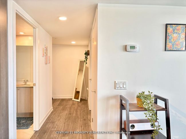 1502 - 1455 Celebration Dr, Condo with 2 bedrooms, 2 bathrooms and null parking in Pickering ON | Image 9