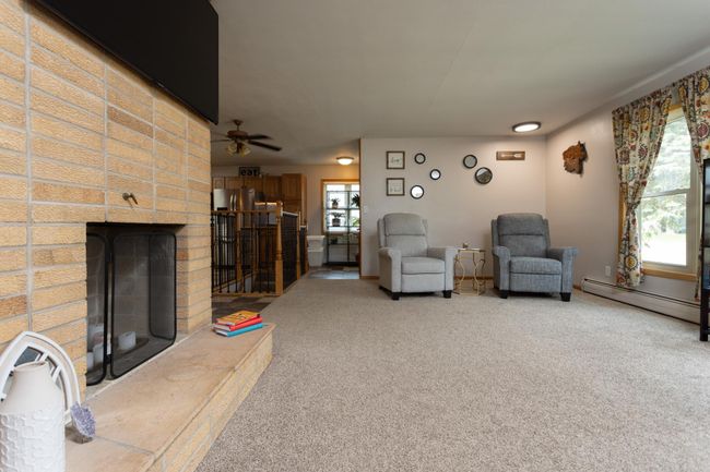 22 - Living Room.jpg | Image 22