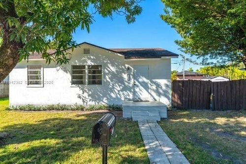 358 Pine Ct, Miami Springs, FL, 33166-4948 | Card Image