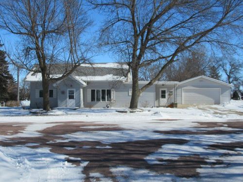 200 N Main Avenue, Hills, MN, 56138 | Card Image