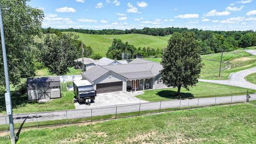 207 Stinson Dr, Bulls Gap, TN, 37711-4648 | Card Image