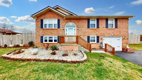 303 Peachtree Dr, Berea, KY, 40403-9128 | Card Image