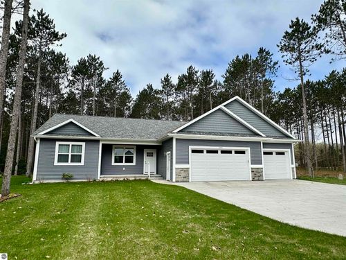 1947 Cascade Trl, Traverse City, MI, 49685-9283 | Card Image