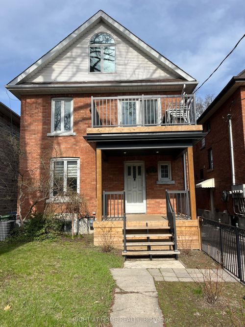 157 Medland St, Toronto, ON, M6P2N4 | Card Image