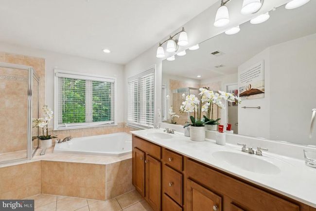 8411 Whitehaven Ct, House other with 6 bedrooms, 5 bathrooms and null parking in LORTON VA | Image 21