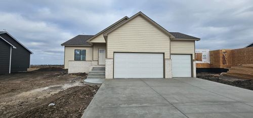 1530 S Midway Ct, Valley Center, KS, 67147 | Card Image