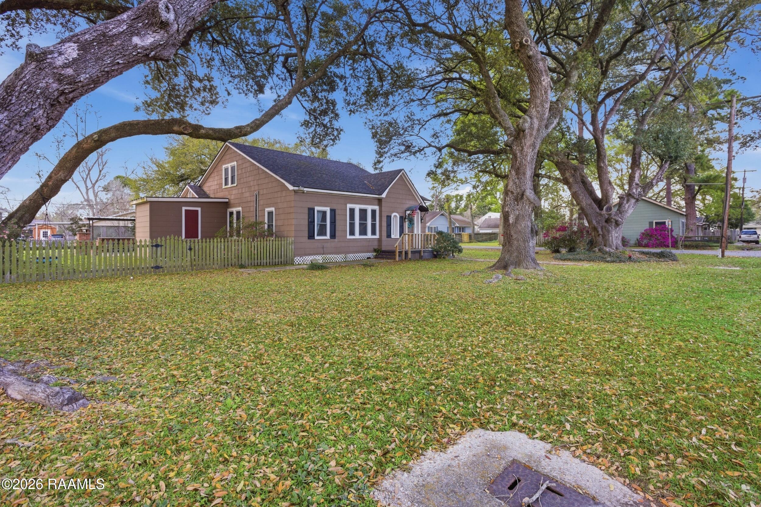 Residential in Rayne 3