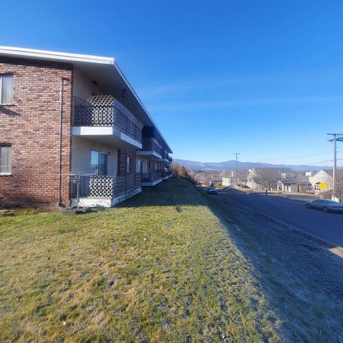 701 39th St, Missoula, MT, 59803-1342 | Card Image