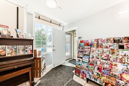 10086 164 St Nw, Edmonton, AB, T5P4Y3 | Card Image