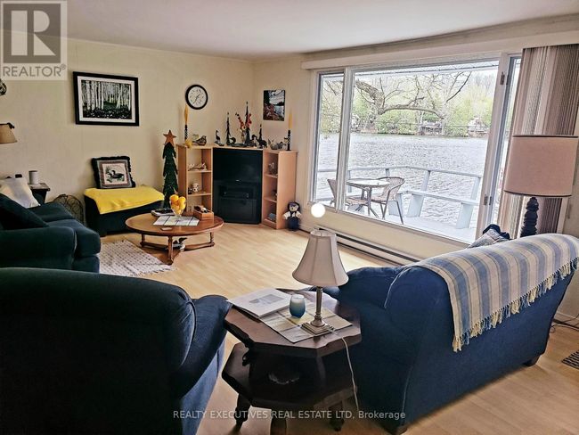 7 B1 Rd, House other with 3 bedrooms, 2 bathrooms and 3 parking in Lombardy ON | Image 15