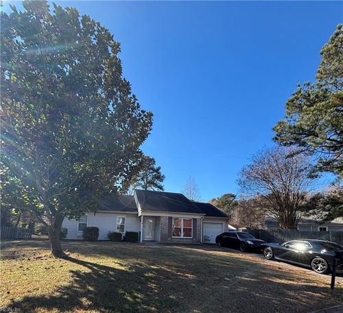 3340 Woodbaugh Dr, Chesapeake, VA, 23321-4815 | Card Image