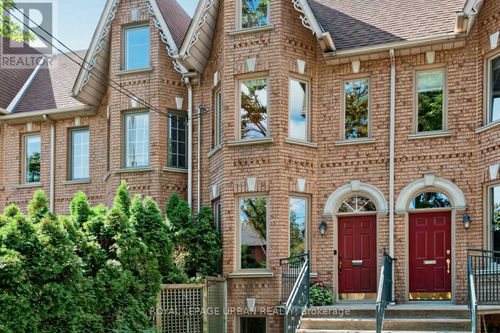 140A Euclid Avenue, Toronto (Trinity-Bellwoods), ON, M6J2J9 | Card Image
