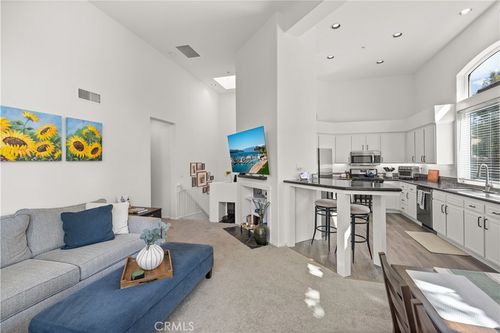 2646 Dunstan Dr, Tustin, CA, 92782-1320 | Card Image