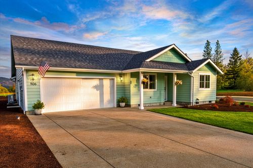 1106 Cascade Dr, Cave Junction, OR, 97523 | Card Image