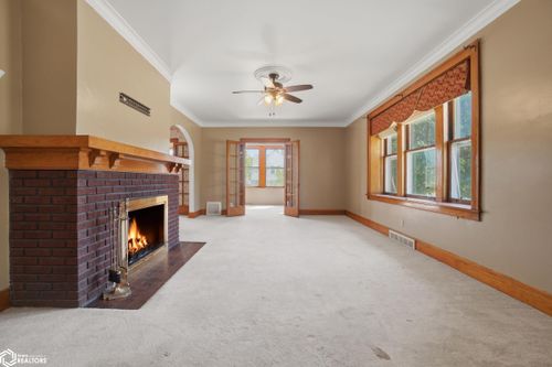 415 S Gunnison St, Burlington, IA, 52601-4148 | Card Image