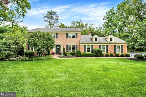 1332 N Tulip Dr, WEST CHESTER, PA, 19380-1432 | Card Image