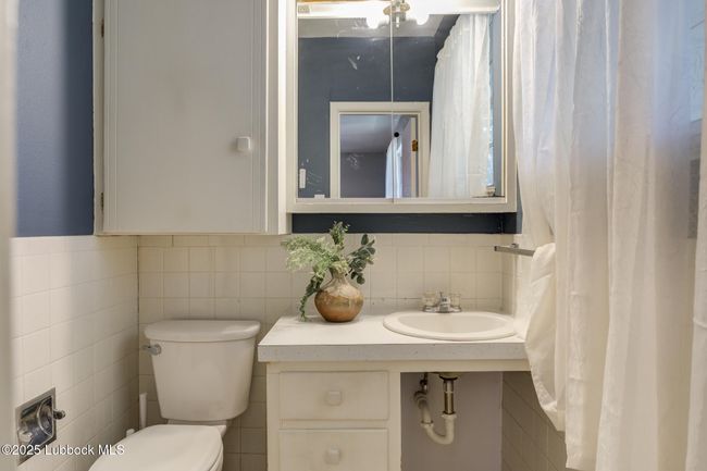 1205 Garland St, House other with 4 bedrooms, 3 bathrooms and null parking in Plainview TX | Image 27