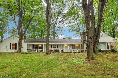 17191 Sagamore Rd, Walton Hills, OH, 44146-5129 | Card Image
