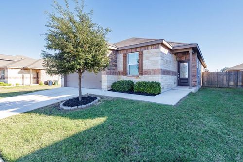 331 Liberty Meadows Dr, Liberty Hill, TX, 78642-6419 | Card Image