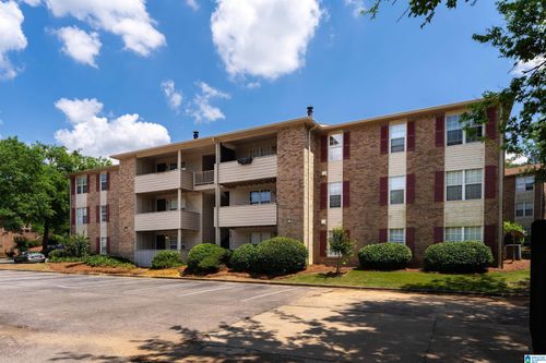 1108-1108 Chapel Creek Dr, HOOVER, AL, 35226-2241 | Card Image