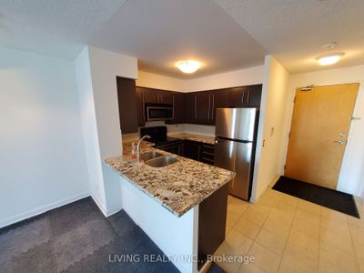 909 - 4978 Yonge St, Condo with 3 bedrooms, 2 bathrooms and 1 parking in North York ON | Image 1