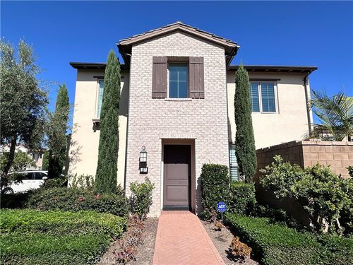 137 Gulfstream, Irvine, CA, 92620-7339 | Card Image