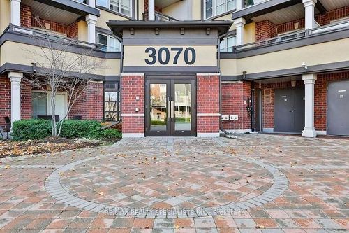 328-3070 Rotary Way, Burlington, ON, L7M0H1 | Card Image