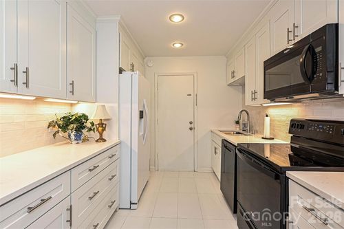 unit-d-4755 Hedgemore Dr, Charlotte, NC, 28209-3193 | Card Image