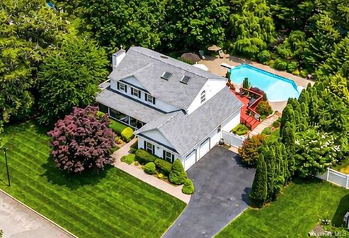 191 Natures Lane, Brookhaven, NY, 11764 | Card Image