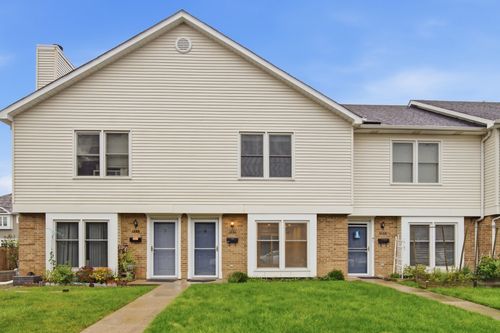 1731 Pickwick Lane, Glenview, IL, 60026 | Card Image