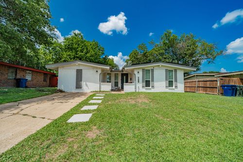 905 Piedmont Dr, Garland, TX, 75040-8065 | Card Image