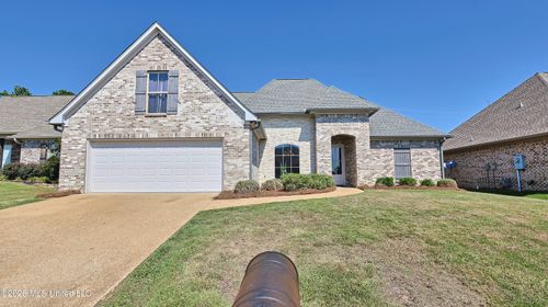 359 Emerald Way, Brandon, MS, 39047-6801 | Card Image