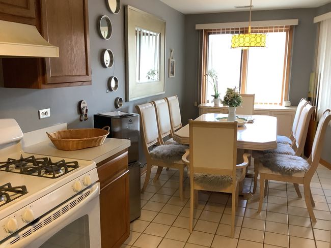 APT-3D - 9211 S Roberts Rd, Condo with 2 bedrooms, 2 bathrooms and 1 parking in Hickory Hills IL | Image 8
